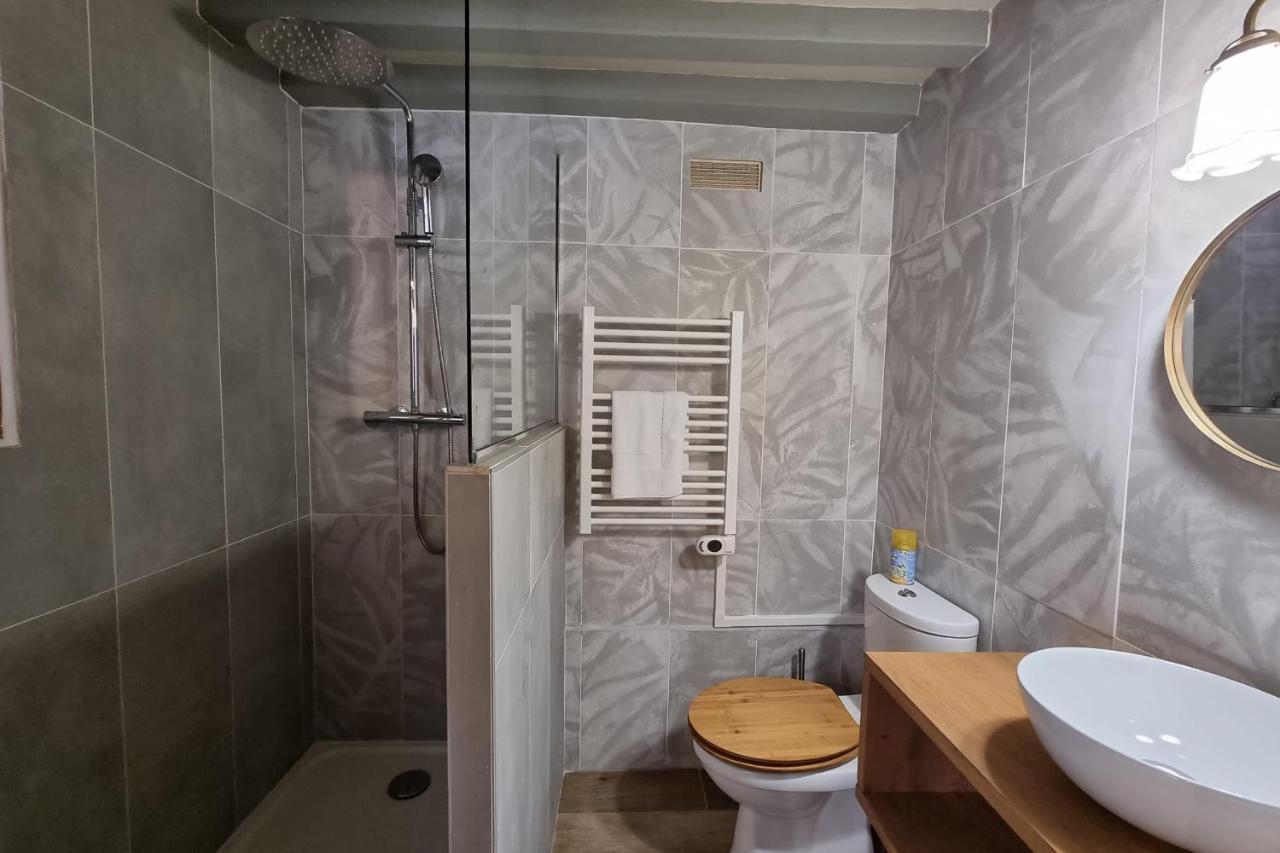 The Saint Jean Suite - Cozy For 2 - Center Honfleur With Fireplace Exterior photo